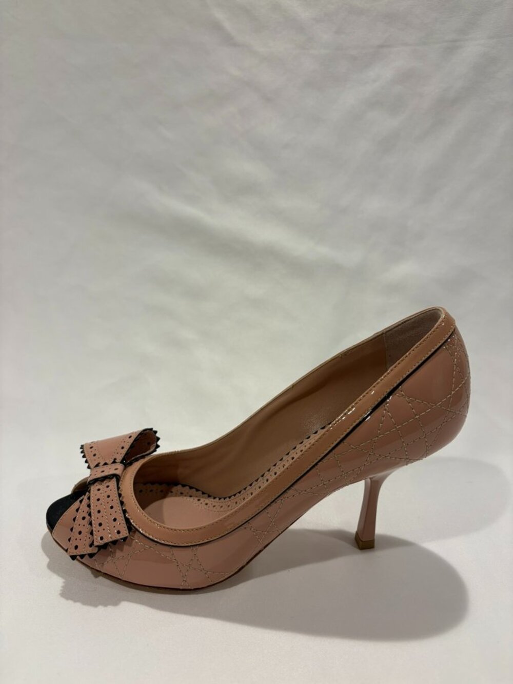 Christian Dior Patent Leather Quilted Heels Cannage Peep Toe 37.5 like New pumps - Picture 6 of 13